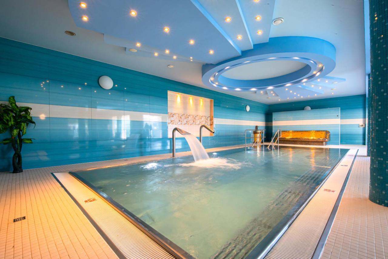 Spa & Wellness Hotel Orchidea Veľký Meder Eksteriør billede