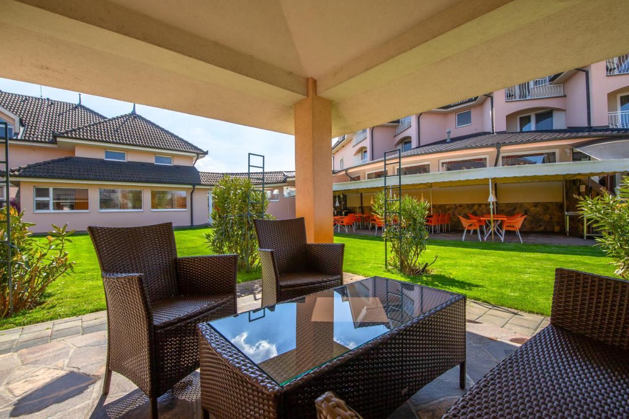 Spa & Wellness Hotel Orchidea Veľký Meder Eksteriør billede