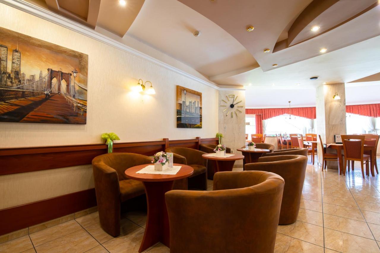 Spa & Wellness Hotel Orchidea Veľký Meder Eksteriør billede