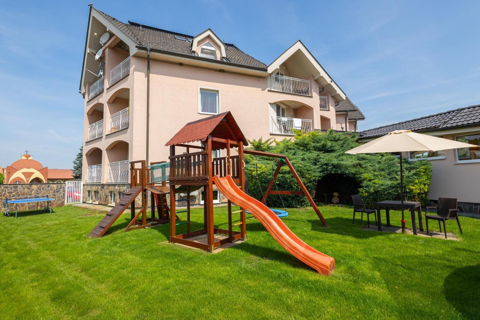 Spa & Wellness Hotel Orchidea Veľký Meder Eksteriør billede